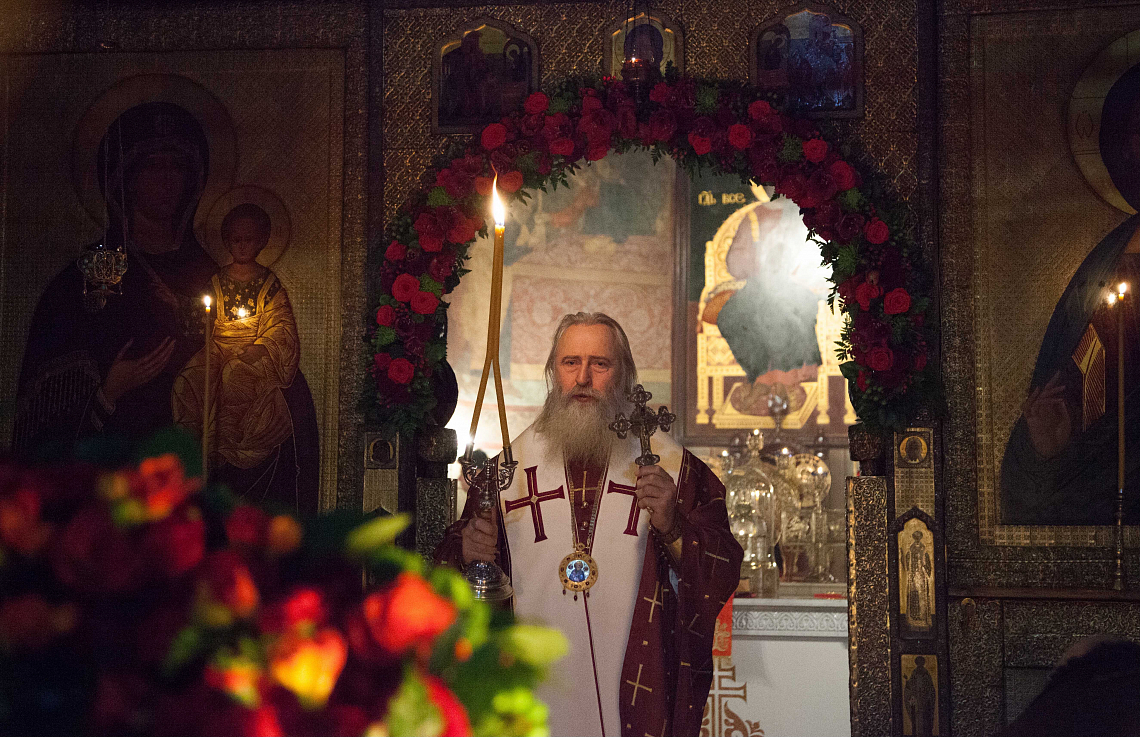 Архиепископ Каширский Феогност совершил раннюю Литургию в день памяти небесного покровителя Сретенской семинарии 