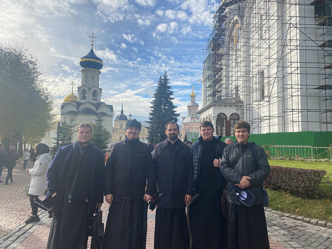 Студенты 2 курса бакалавриата СДА посетили Троице-Сергиеву Лавру